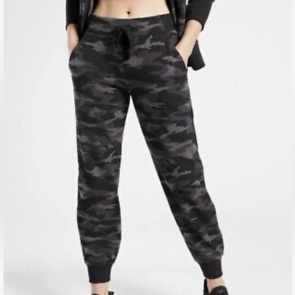 Athleta Pants & Jumpsuits Athleta Triumph Printed Jogger Poshmark